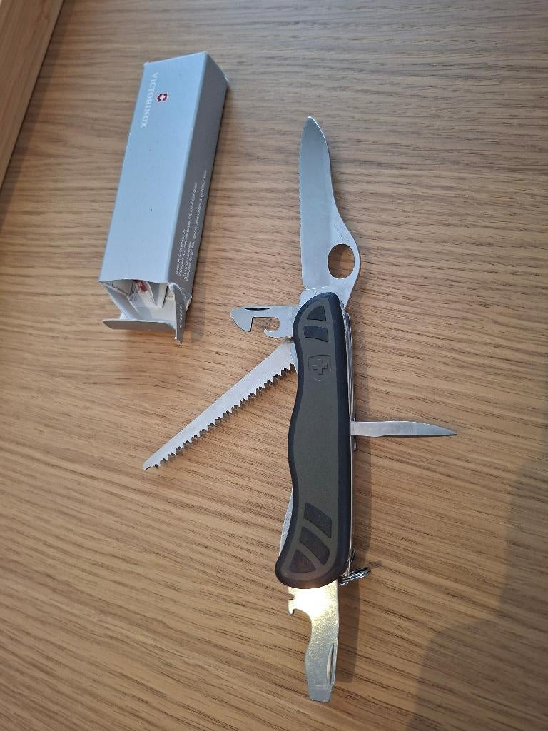 Couteau de poche Victorinox Soldier, Enlèvement, Neuf