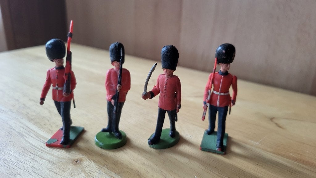 Lot de 4 figurines Garde Royale Anglaise, Collections, Enlèvement