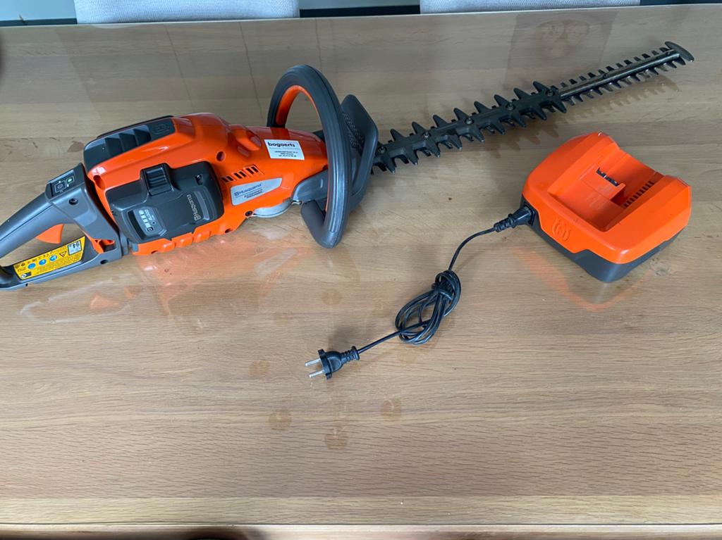 Husqvarna 520 iHD 60 professional snoeischaar, Tuin en Terras, Ophalen, Zo goed als nieuw