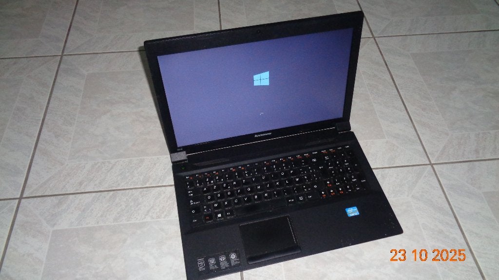 Laptop windows LENOVO, Enlèvement, Utilisé, Azerty, 4 GB