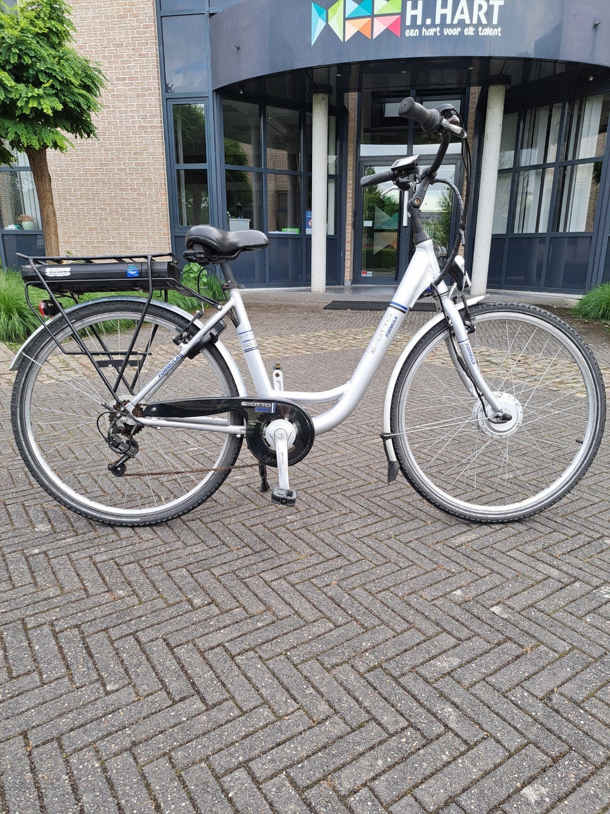 Formula E-OTTO elektrische Fiets, Ophalen