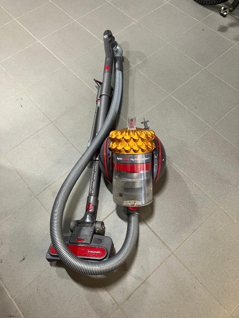 Dyson Cinetic big ball multifloor 2, Elektronische apparatuur, Stofzuigers, Ophalen, Gebruikt, Reservoir, Minder dan 1200 watt