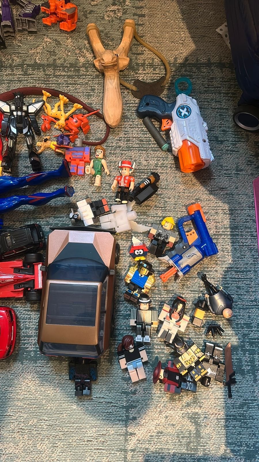 Jongensspeelgoed auto’s, actie figuren, roblox, transformers, Ophalen, Zo goed als nieuw