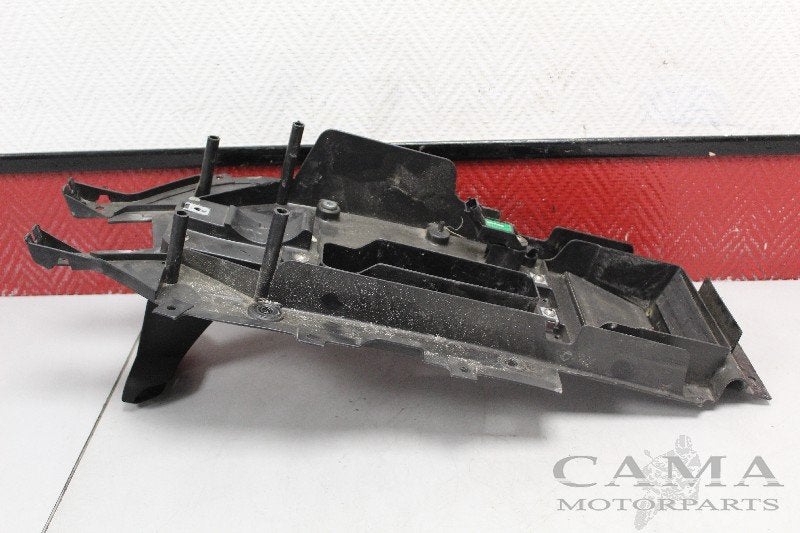 ACHTERSPATBORD BINNEN DEEL Aprilia (106199), Motoren, Dhr. S. di Majo, Gebruikt, Info@cama-motorparts.nl, P.J. Troelstraweg 8 8
3144 CX  MAASSLUIS, NL