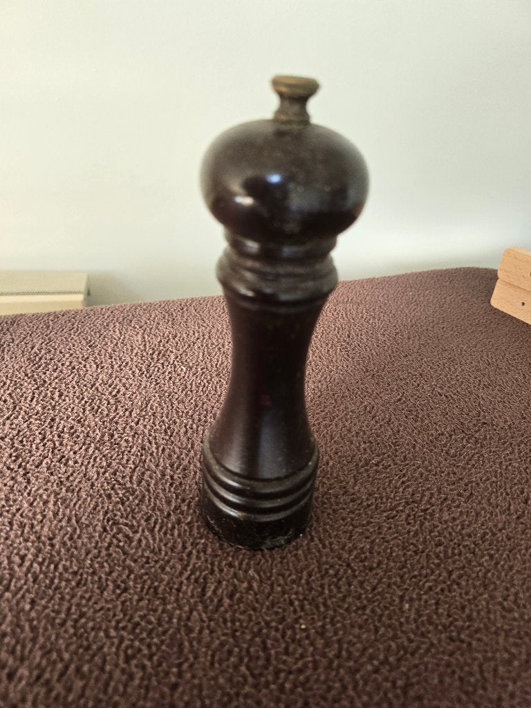 houten peper molen merk peugeot, Huis en Inrichting, Ophalen, Overige typen, Hout, Zo goed als nieuw