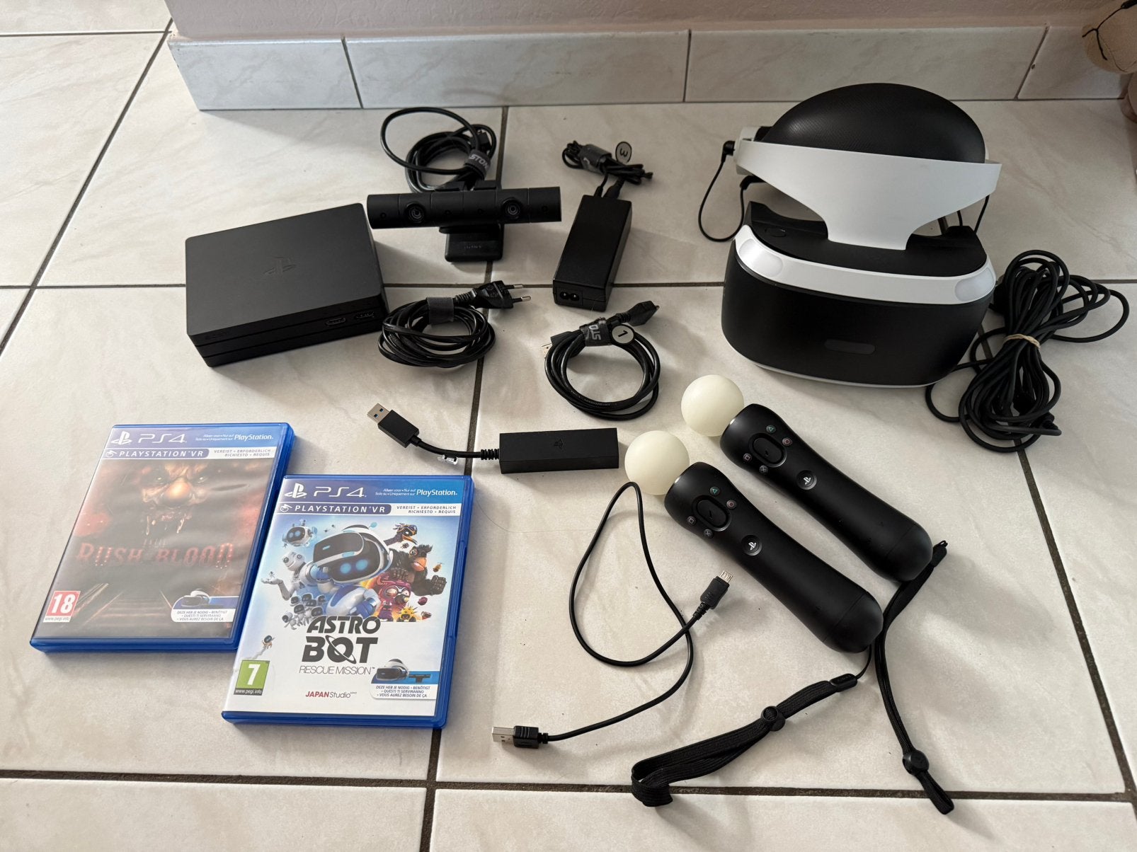 PlayStation vr 1 +2 spellen, Games en Spelcomputers, Ophalen, Zo goed als nieuw, VR-bril, Sony PlayStation