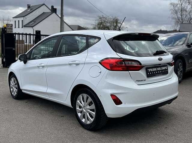 Ford Fiesta 1.0 EcoB. Connected / 6D / CARPLAY /  AIRCO /, 998 cm³, Euro 6, Entreprise, https://public.car-pass.be/vhr/975ef378-5d31-44a9-8f66-98fca603254e