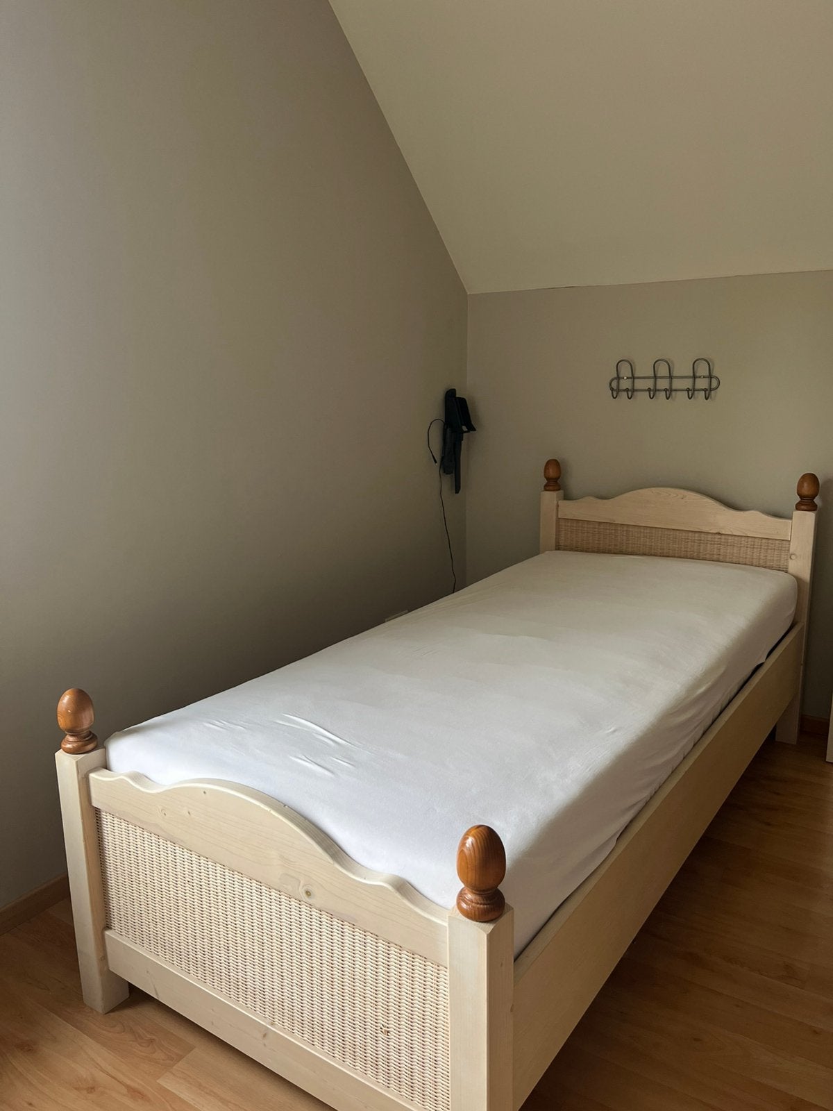 1 persoonskamer beige landelijk, Ophalen, Gebruikt