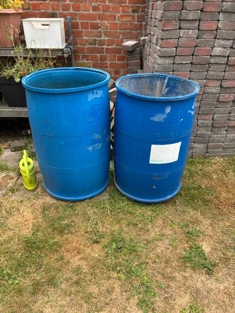 2 Watertonnen, Ophalen