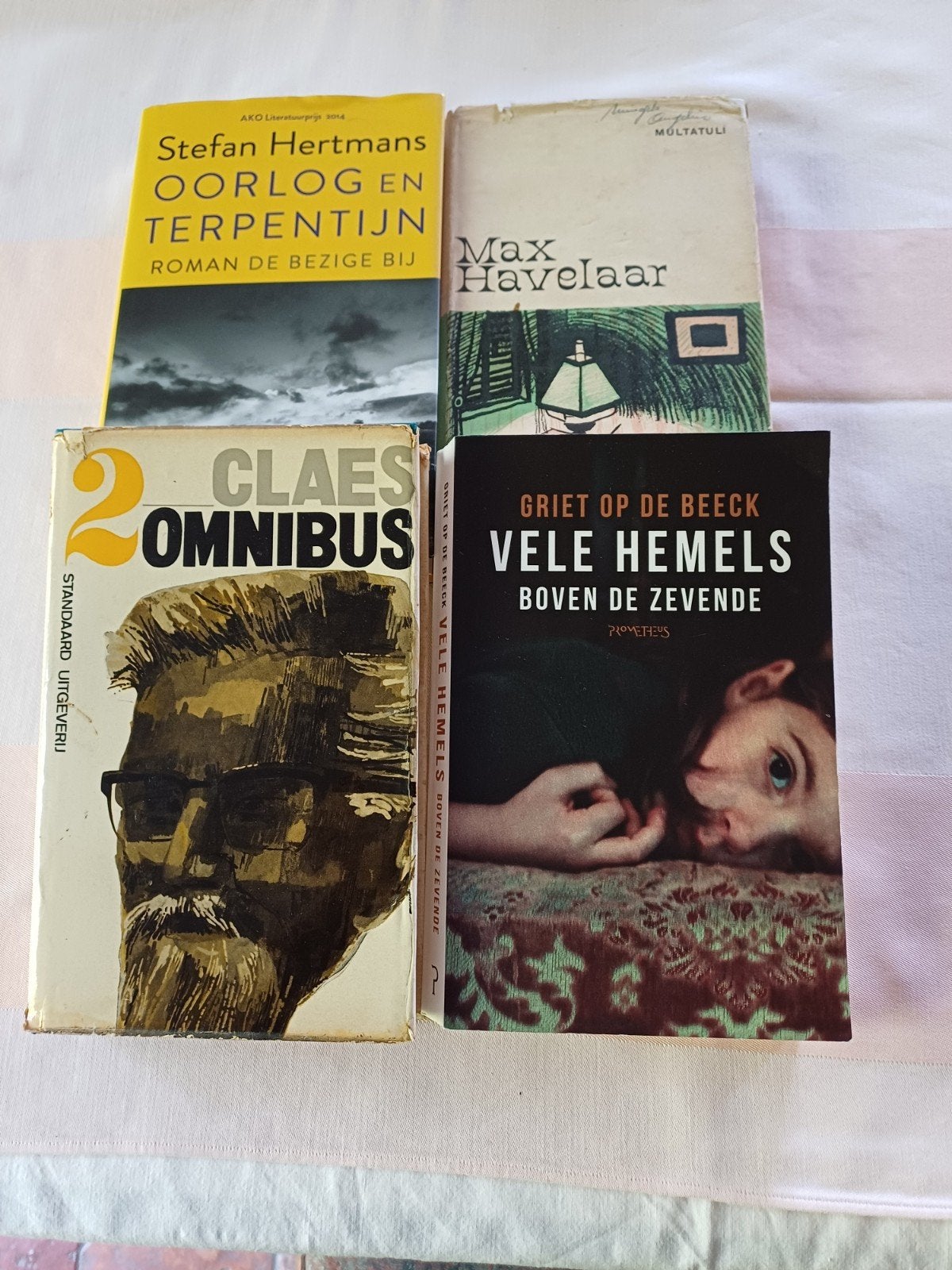 Vier degelijke boeken, Ophalen of Verzenden, Gelezen, Claes, Multatuli , Op de Beeck en Hertmans, België