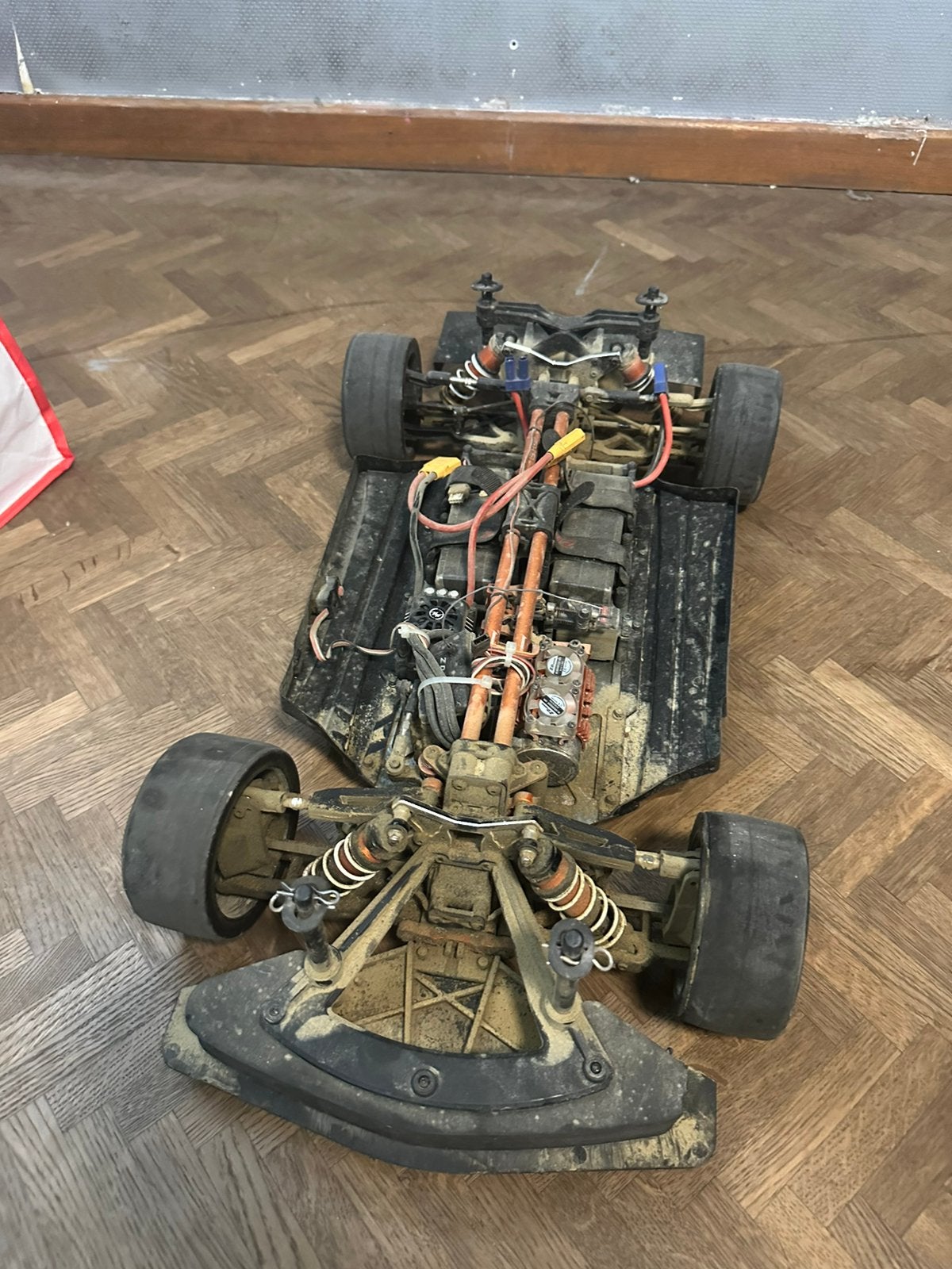 Zd racing hoonicorn max 8, Hobby en Vrije tijd, Modelbouw | Radiografisch | Auto's, Ophalen of Verzenden, Zo goed als nieuw