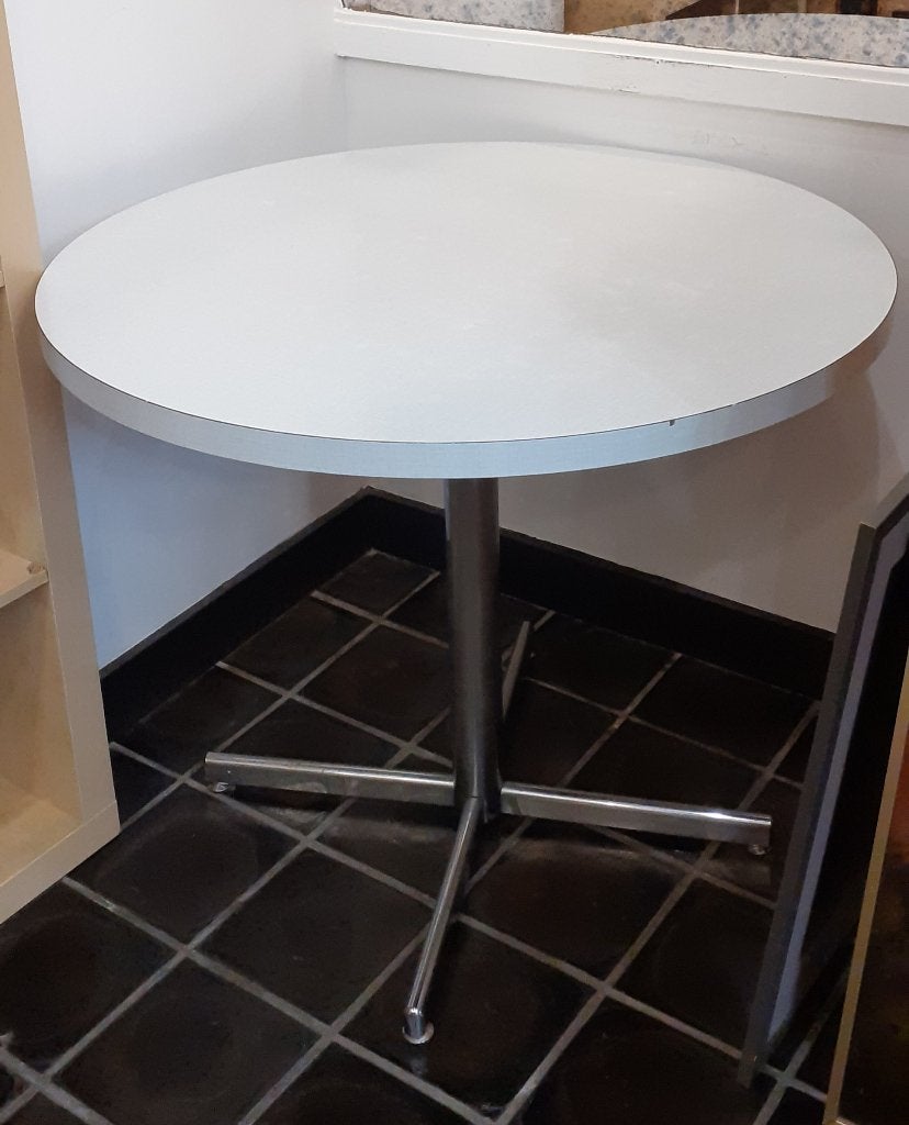 Table ronde en Formica, Antiquités & Art, Enlèvement