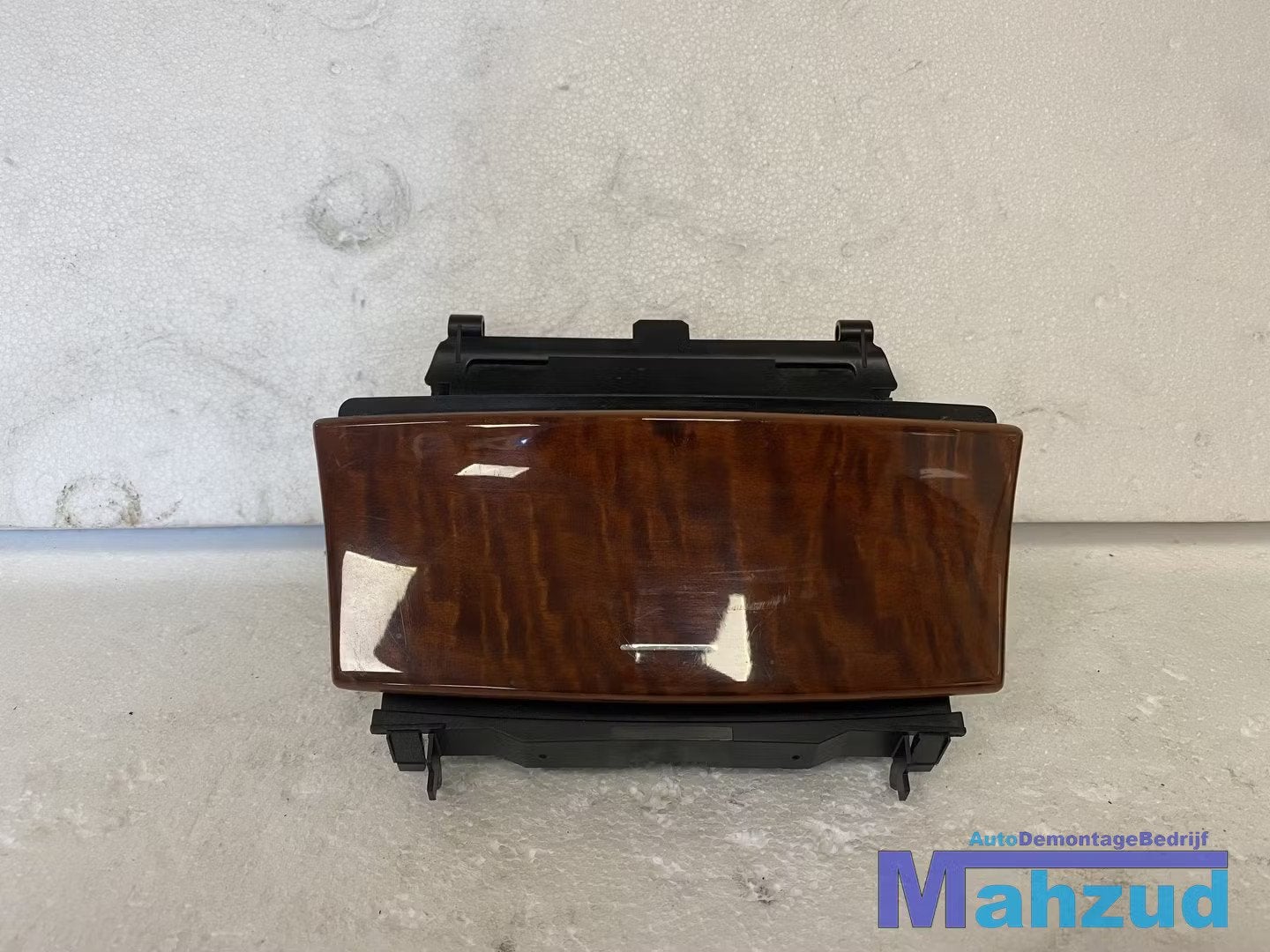 MERCEDES W203 C KLASSE Asbak hout A2036800852 2000-2007, Auto-onderdelen, Interieur en Bekleding, Gebruikt, Mercedes-Benz AG, Mercedes-Benz