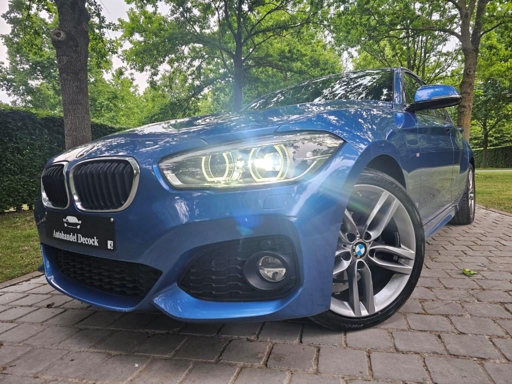 Bmw 11i ia 1serie M pack | AUTOMAAT | 18INCH BREEDSET, Auto's, BMW, 1 Reeks, Blauw, Alcantara, Bedrijf