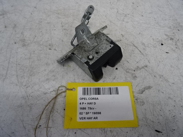 SERRURE COFFRE Opel Corsa C (F08 / 68) (01-2000/12-2009), Utilisé, Opel, Haillon arrière