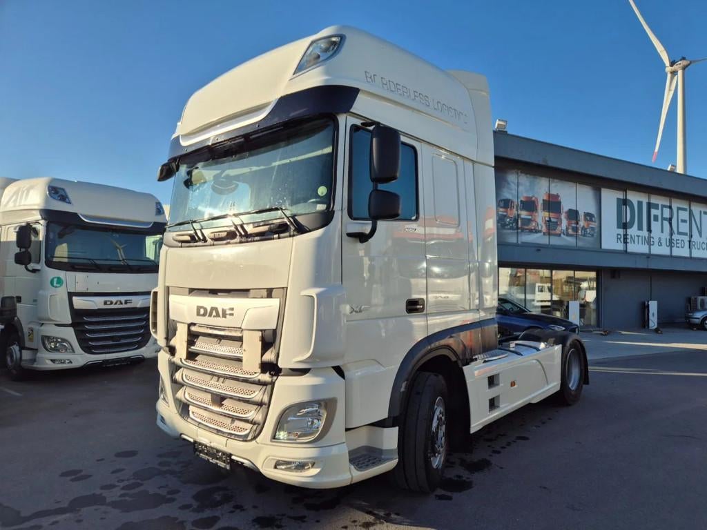 DAF XF 480 FT SUPER SPACE CAB ZF INTARDER, Autos, Camions, Entreprise, Achat, Régulateur de distance, Air conditionné, Verrouillage central