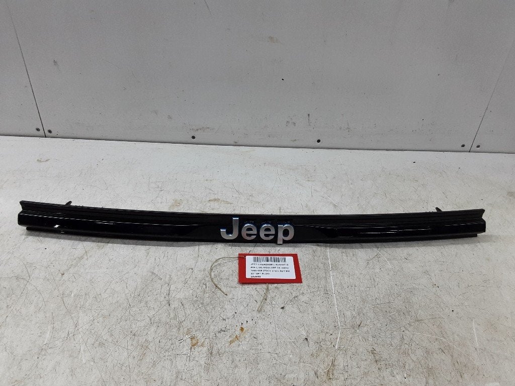 DIVERS DIVERS Jeep Grand Cherokee L (WL) (01-2021/-), Jeep, Mevr. I. Hauben, Utilisé, Rue de l'Espoir 34 34
4030  GRIVEGNÉE, BE