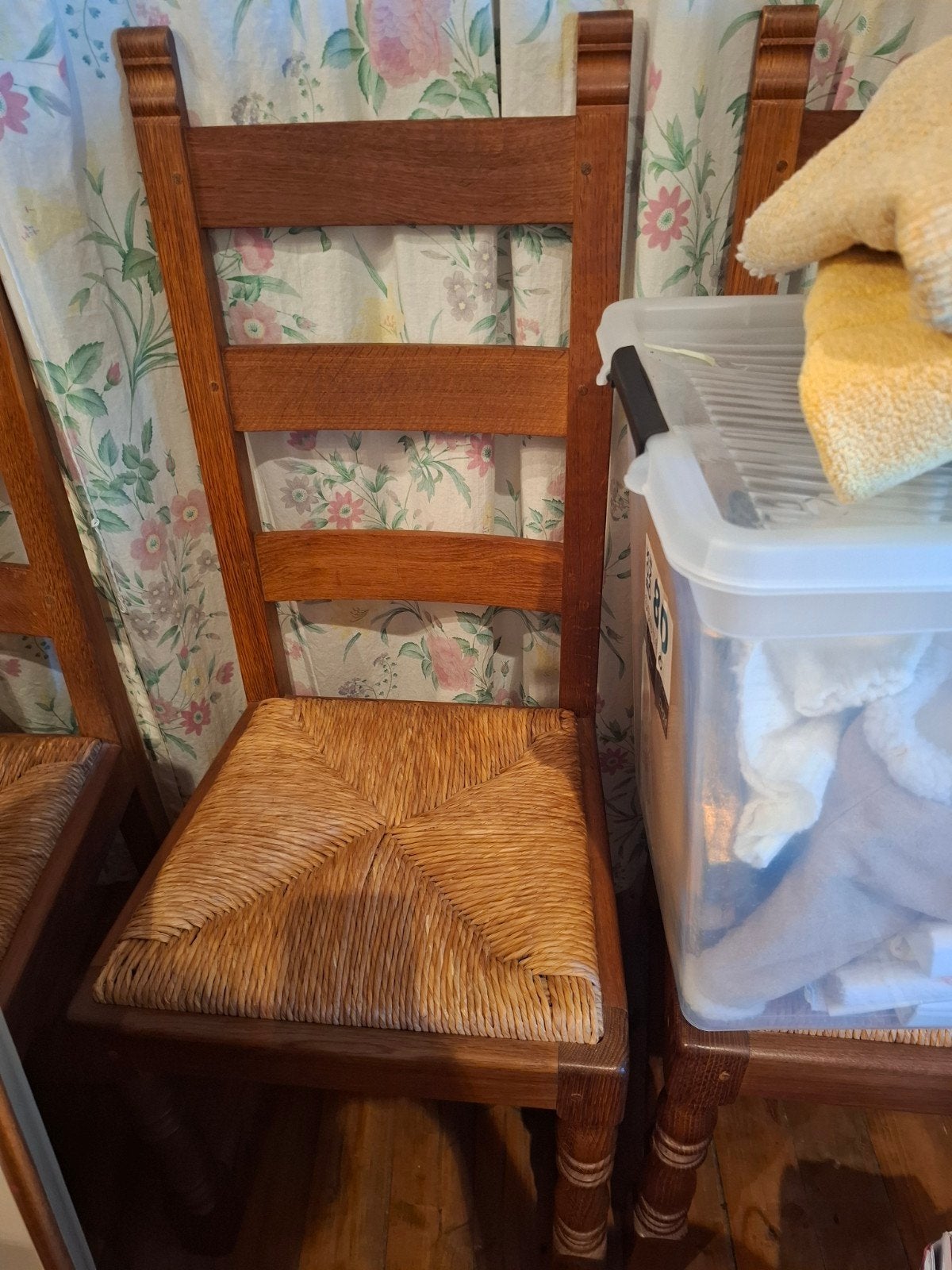 6 chaises en chene, Ophalen