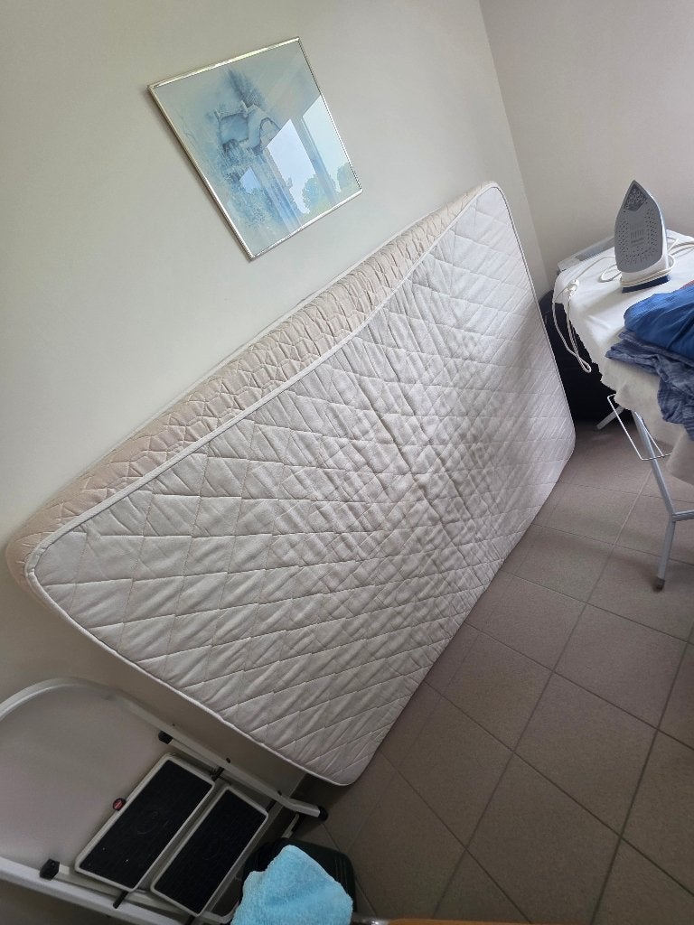 Matras, Huis en Inrichting, Slaapkamer | Matrassen en Bedbodems, Ophalen, Gebruikt, 140 cm, Twijfelaar