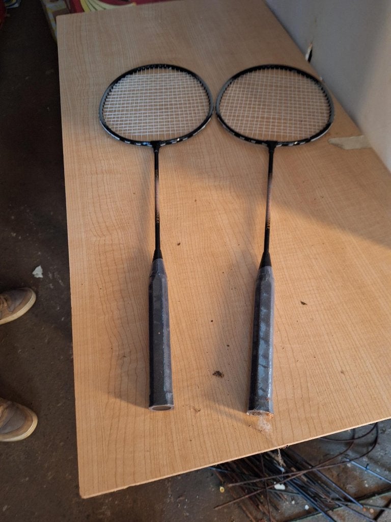 badmintonracket 2X, Sport en Fitness, Ophalen of Verzenden, Zo goed als nieuw