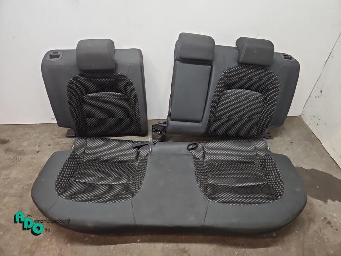 Banquette arrière d'un Nissan Qashqai (Qashqai 07-), -, 3 mois de garantie, Utilisé, -