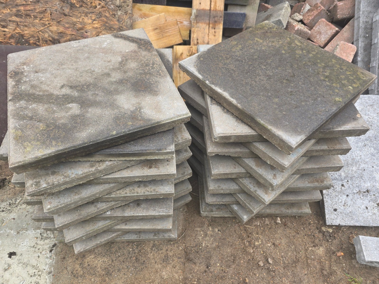 Gratis: Tuintegels 40x40 cm, ca. 3,5 m², Tuin en Terras, Ophalen