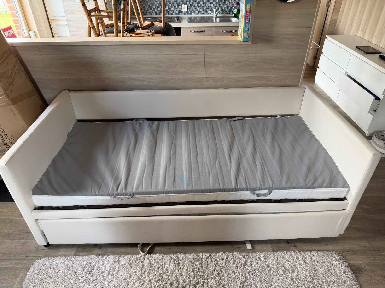 Slaapbank met mogelijkheid tweepersoonsbed, Ophalen, Zo goed als nieuw, 210 cm, 100 cm