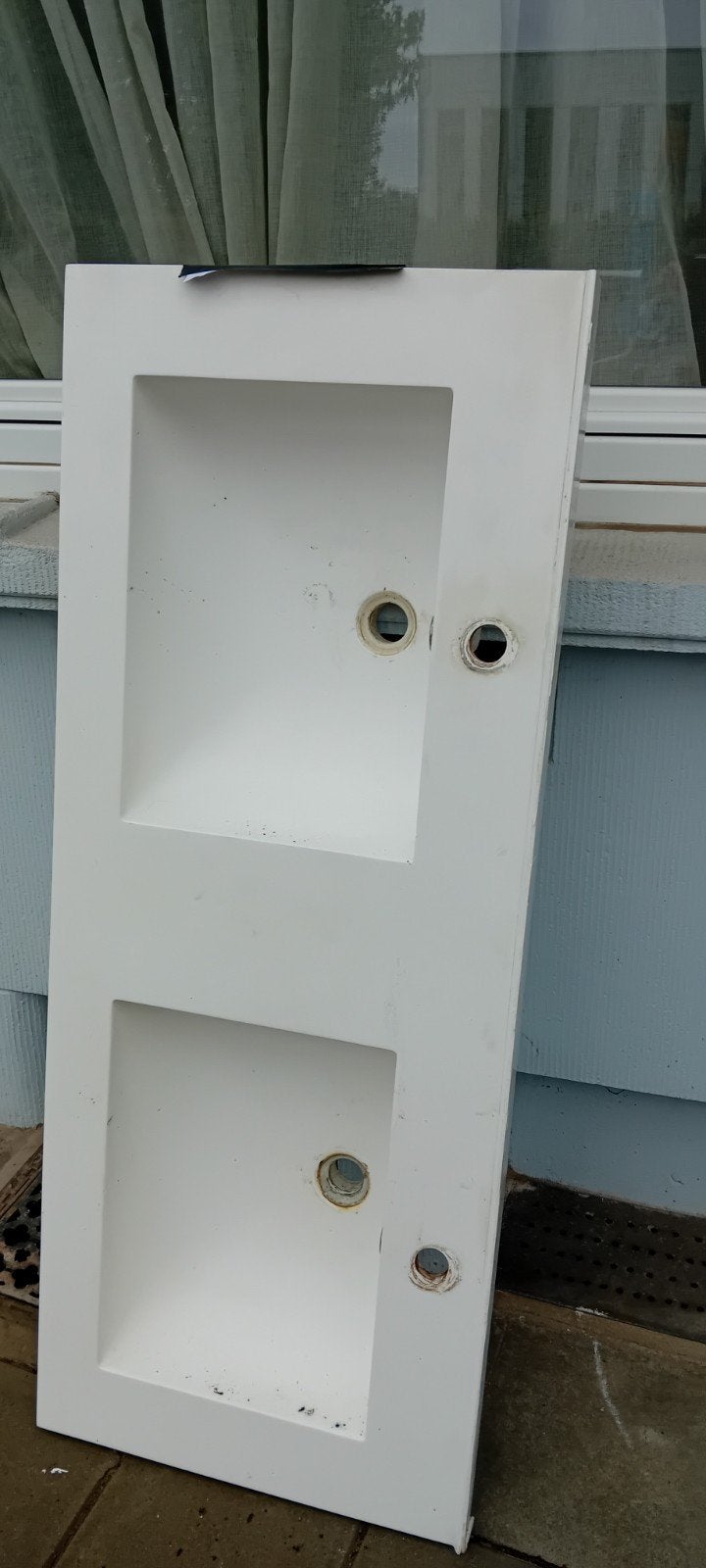 Urgent sur Evere évier de salle de bain 130cm, Maison & Meubles