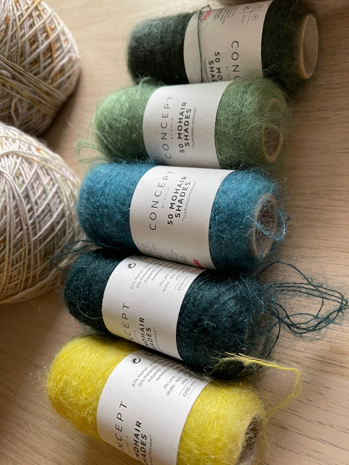 4 pelotes de mohair, Enlèvement ou Envoi, Comme neuf