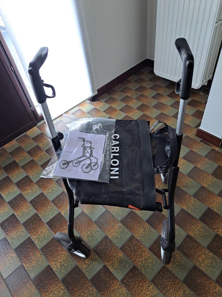 Rollator trust met tasje., Diversen, Ophalen, Opvouwbaar, Gebruikt
