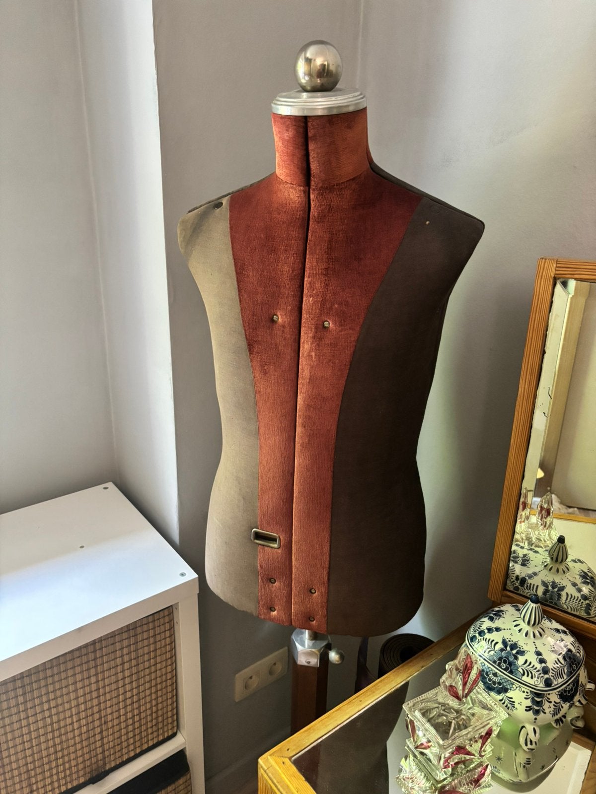 Antieke mannequin, herenmodel aanpasbaar, Hobby en Vrije tijd, Ophalen, Zo goed als nieuw, Paspop