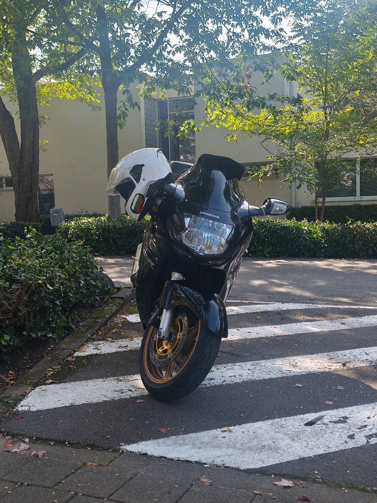 Honda CBR 1100 XX, 1137 cc, 4 cilinders, Motorrijbewijs A, Gebruikt