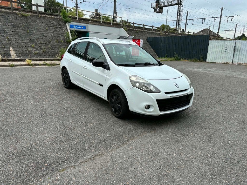 RENAULT CLIO 1.2 ESSENCE 2011 FEUILLET ROSE, Autos, Euro 5, Achat, Cruise Control, 5 portes