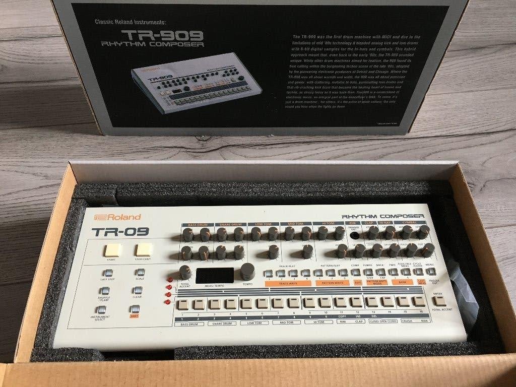 Roland Boutique TR-09, Musique & Instruments, Batteries électroniques, Comme neuf, Roland, Enlèvement