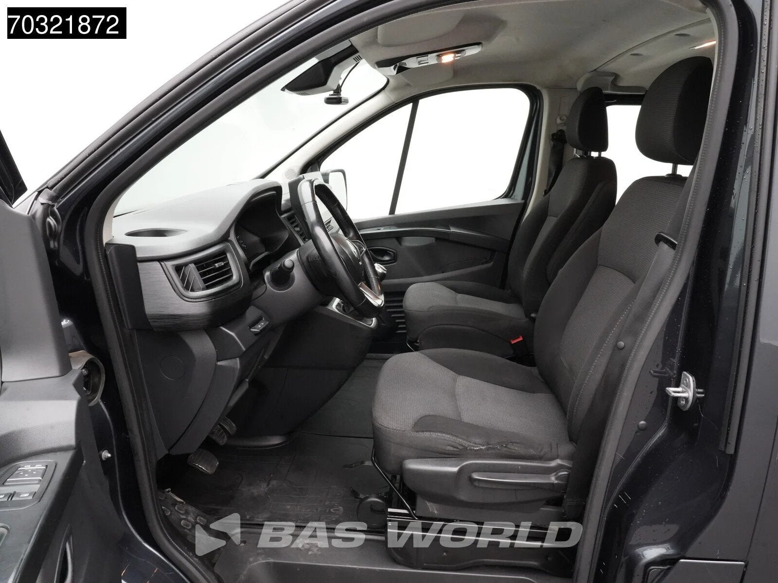 Renault Trafic 130pk Dubbel Cabine L2H1 Navi Airco Cruise Ca, Gebruikt, Euro 6, 4 cilinders, Renault