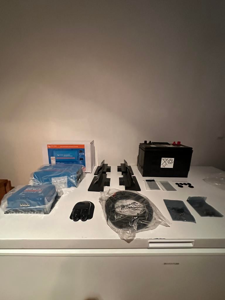 Pakket met zonnepaneel voor camper, Caravanes & Camping, Camping-cars, Particulier, Onduleur, Enlèvement