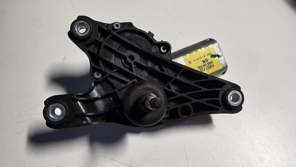 Ruitenwisser motor achterzijde klep BMW X3 serie F25 6763723, Auto-onderdelen, Ruiten en Toebehoren, BMW, Gebruikt, Herkomst onderdeel bekend