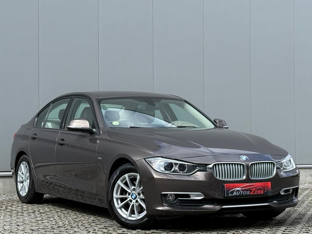 BMW 320 dA Modern Xenon Cruise Navi ParkSensor DigAirco, Auto's, Automaat, Euro 5, Achterwielaandrijving, Beige