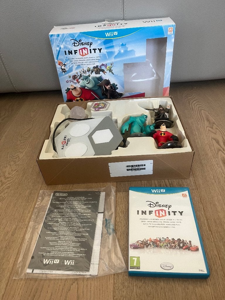 Wii U starter set Disney Infinity, Consoles de jeu & Jeux vidéo, Jeux | Nintendo Wii U, Enlèvement, Utilisé