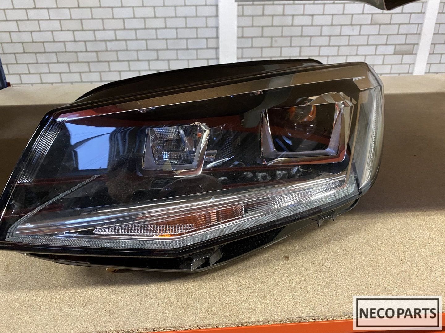 CADDY 2K 2K5 FACELIFT 2K1 XENON LED KOPLAMP LINKS 2K1941031B, Autos : Pièces & Accessoires, Volkswagen, -, Utilisé, -