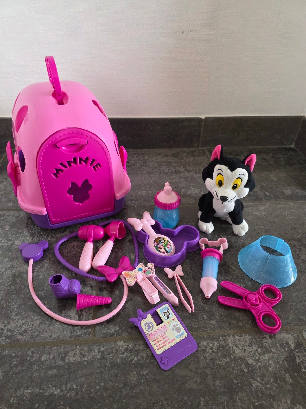 Minnie mouse dierenartsset, Ophalen