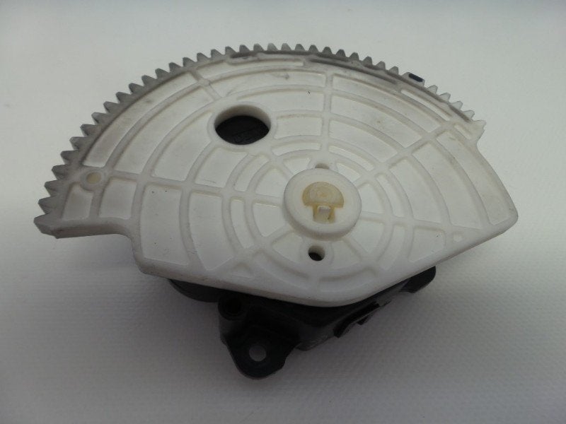 KACHELSTELMOTOR Prius (ZVW3) (|0638000172PLS|8710642100|), Gebruikt, Toyota