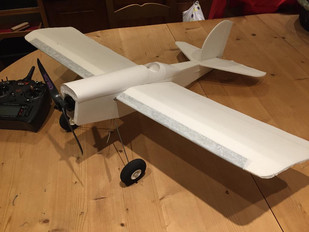 FT-SimpleScout 950mm | KIT PP-Foam + Electronica | NIEUW, Hobby en Vrije tijd, Modelbouw | Radiografisch | Vliegtuigen, Nieuw