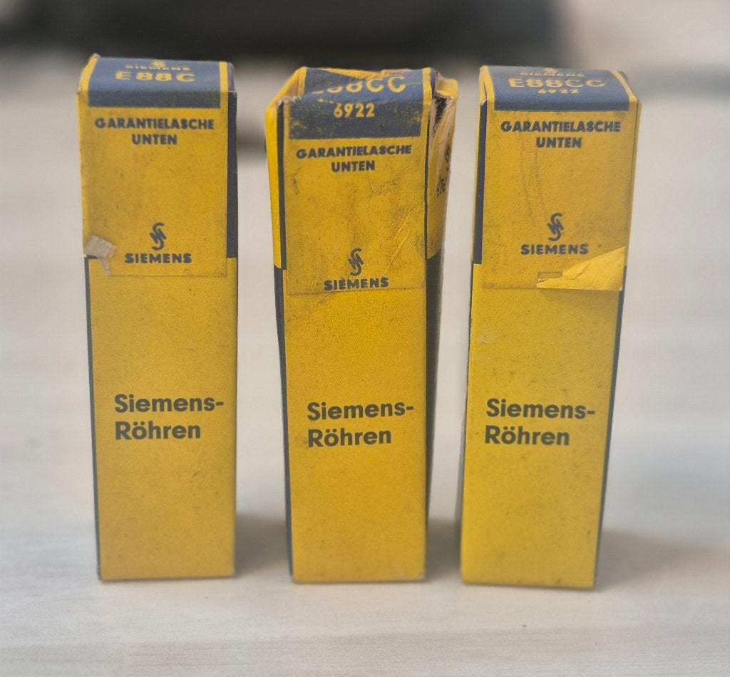 3 Verzegelde Siemens elektr.buis Gold Pins E88CC/6922 - E88C, Audio, Tv en Foto, Ophalen of Verzenden, Buis of Buizen