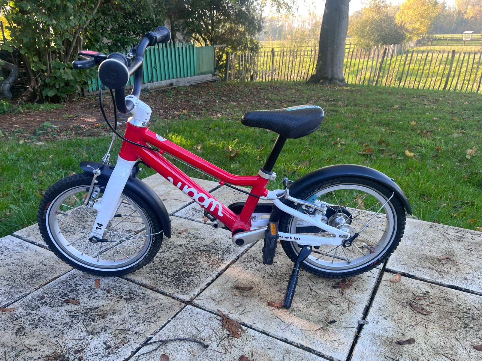 Woom 2, Fietsen en Brommers, Ophalen, Zo goed als nieuw, Velgrem, Minder dan 16 inch