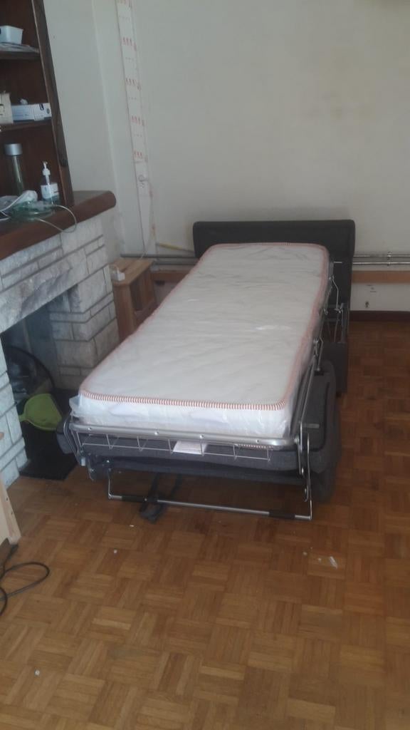 Divan lit une oersonne