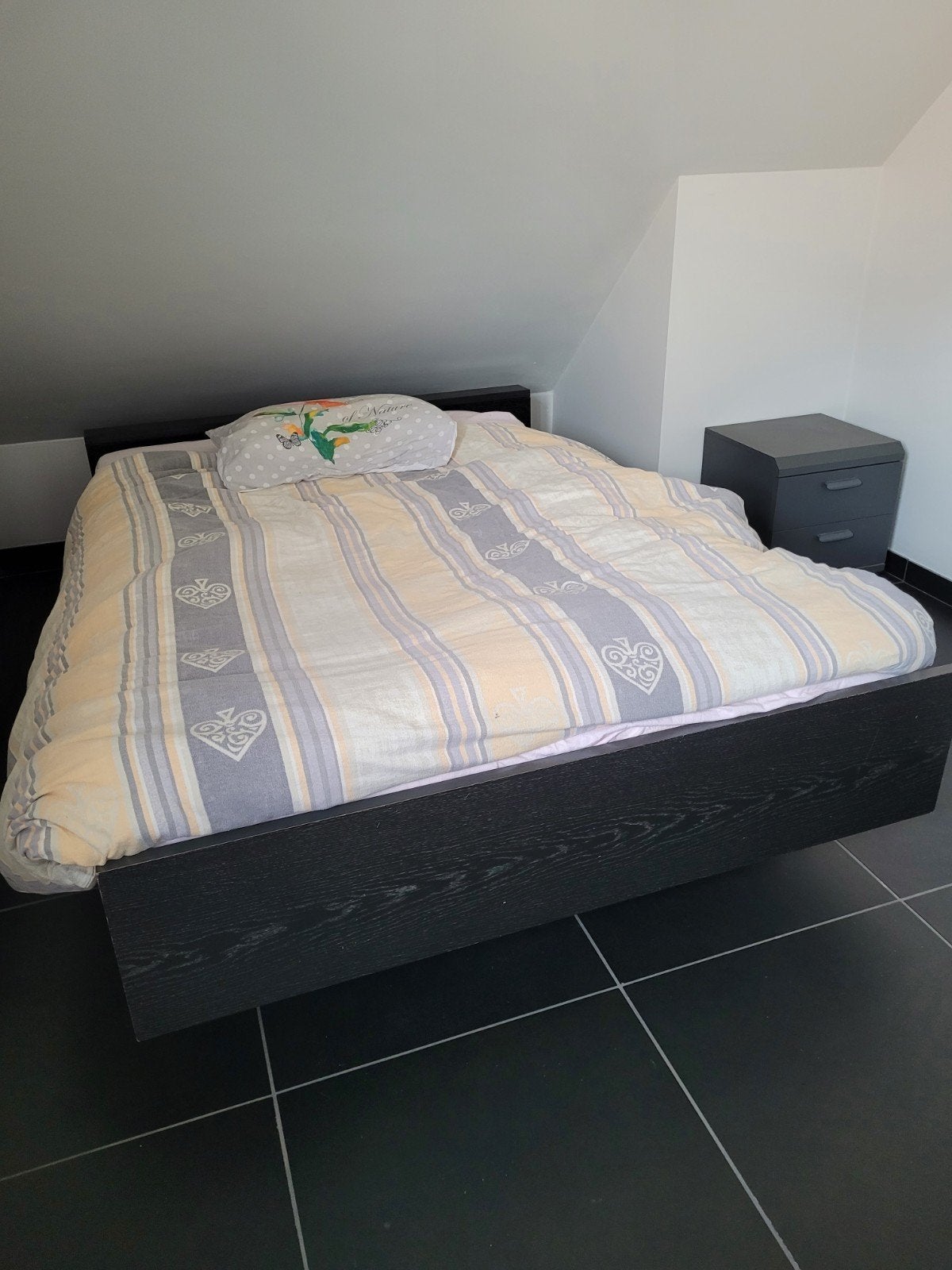 2 persoonsbed, Enlèvement