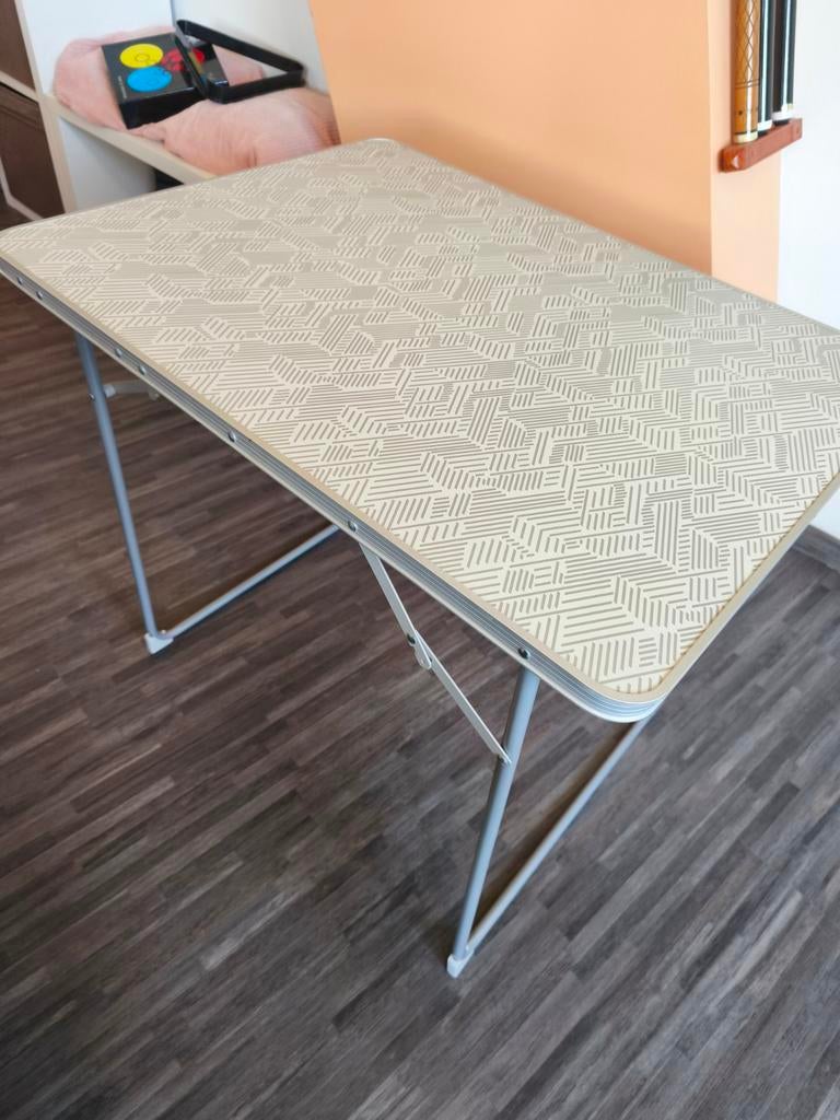 Opklapbare kampeertafel (80x60 cm), Caravans en Kamperen, Ophalen, Gebruikt, Campingtafel