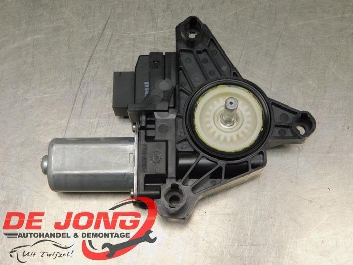 Moteur de vitre portière d'un Mercedes C-Klasse, 3 mois de garantie, Utilisé, -, -