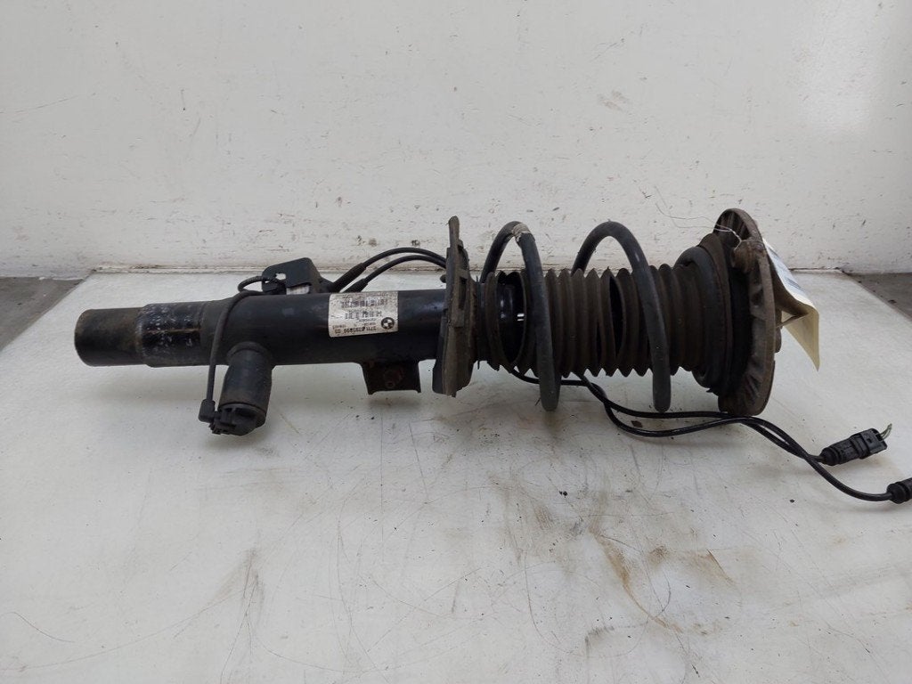 AMORTISSEUR OU ABSORBEUR DE CHOC AVANT GAUCHE (|37116793899|, Utilisé, BMW